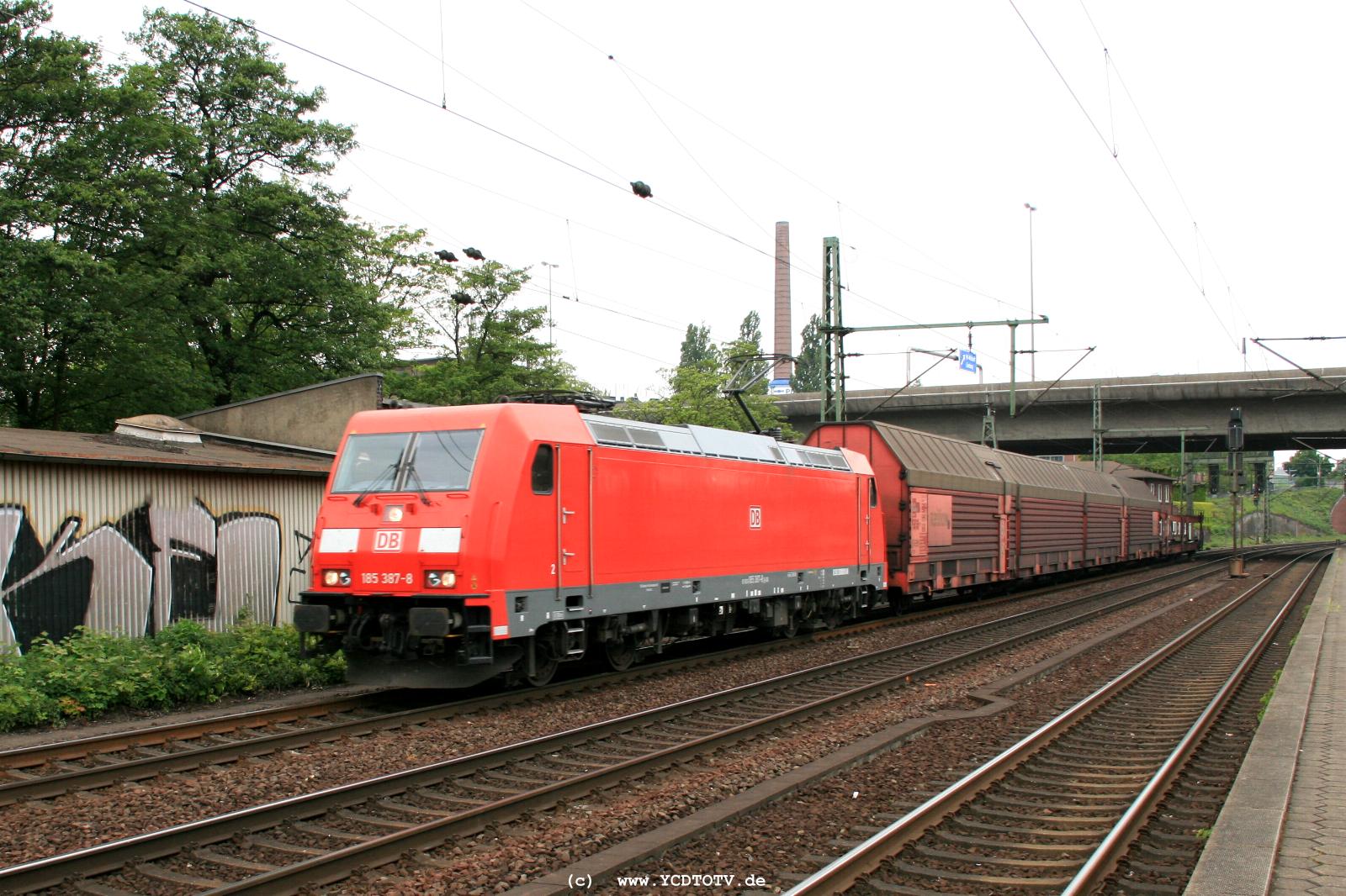  Bahnhof Hamburg-Harburg, 18.05.2011, 14:56 185 387-8 Richtung Sden 