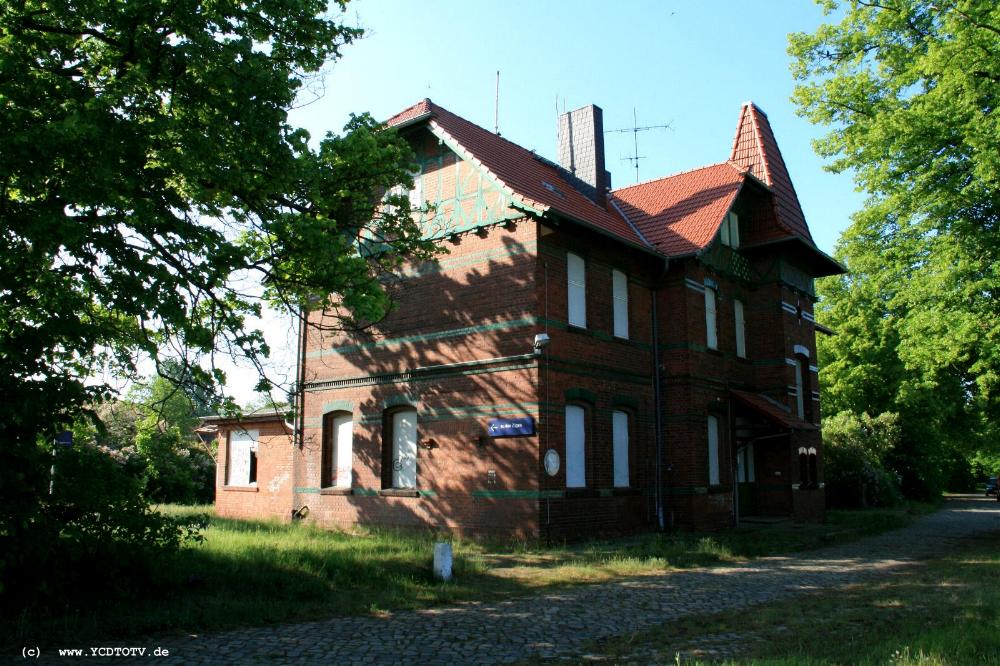 Drehscheibe Online Foren 03/02 BildSichtungen Tod in Rhinow