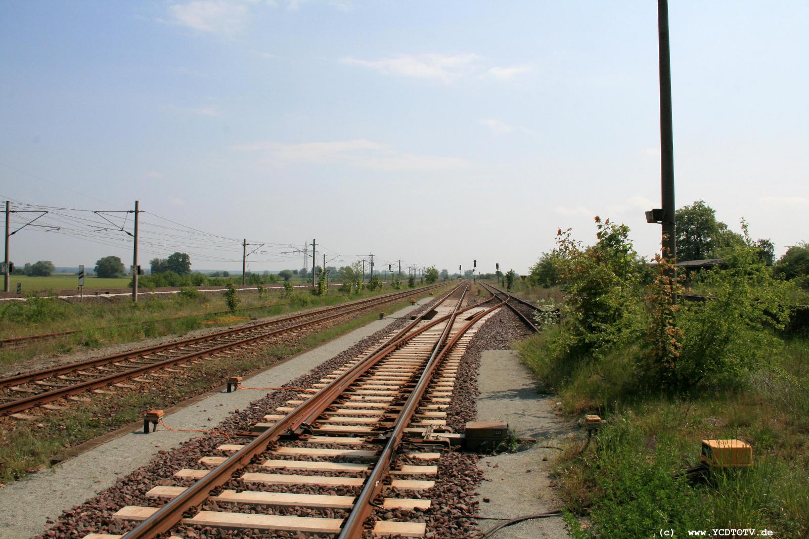  Bahnhof Schnhausen (Elbe), 20.05.2011, Gleise Richtung Berlin 