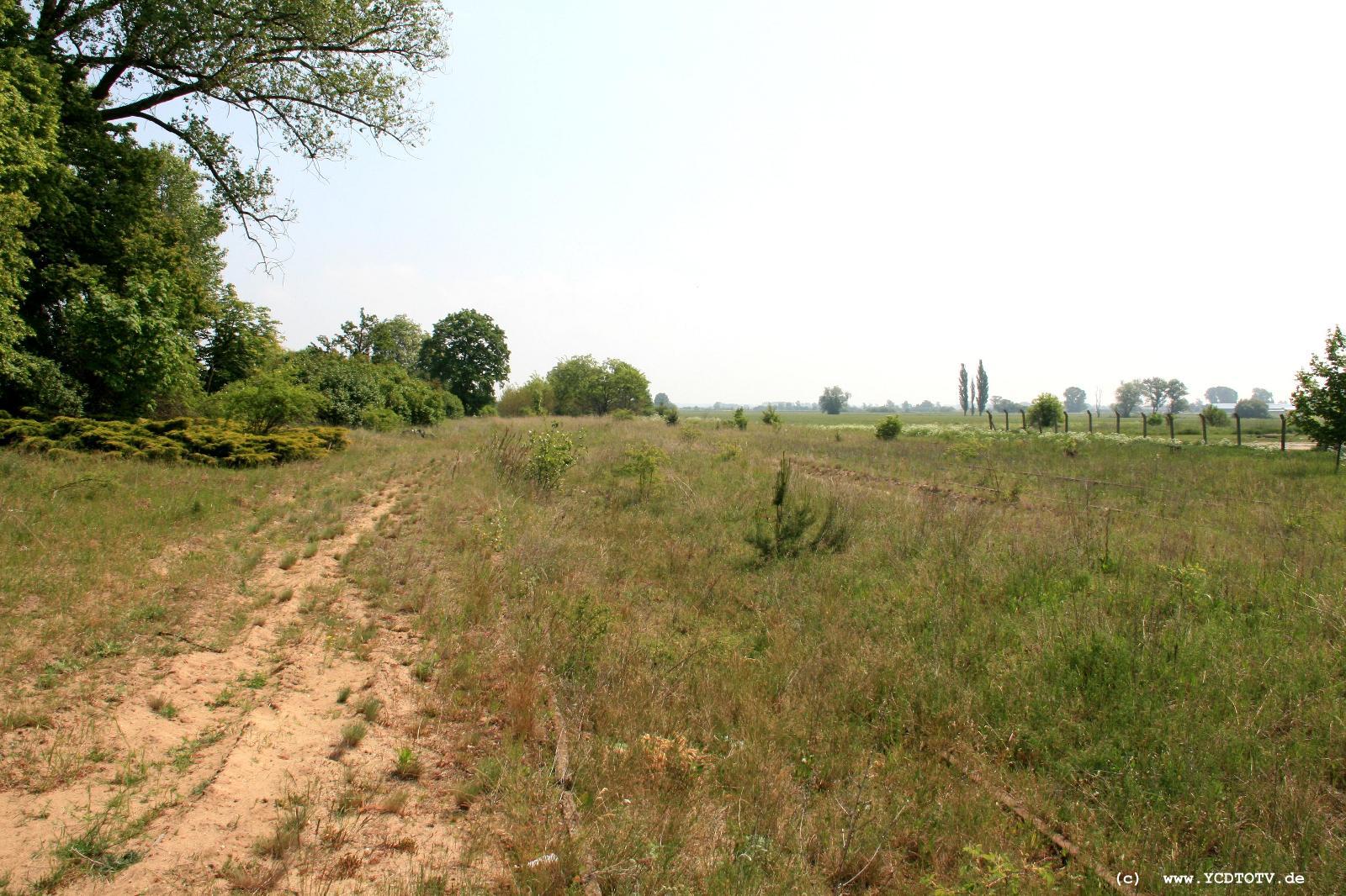  Bahnhof Schnhausen (Elbe), 20.05.2011, Gegenrichtung (Rathenow) 