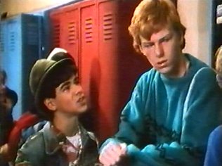  The Degrassi Junior High Gallery on YCDTOTV.de   Path: www.YCDTOT.de/djh_img/f2_015.jpg 