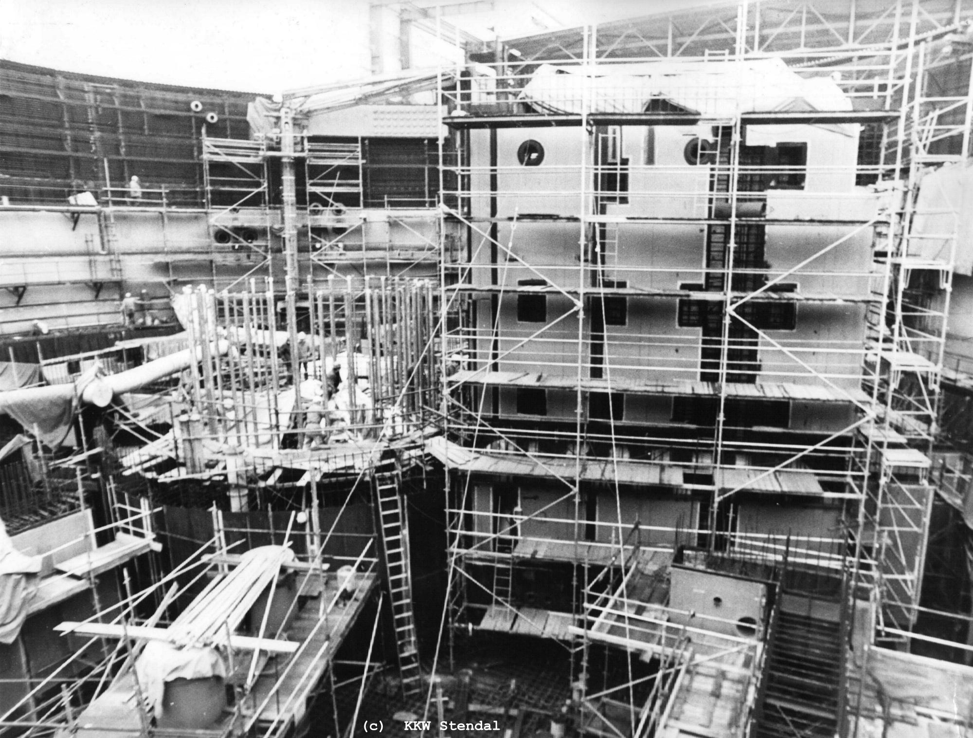  AKW/KKW Stendal 1988, Im Reaktorgebäude A, links Umhüllung DWR-Behälter links Naßteil 