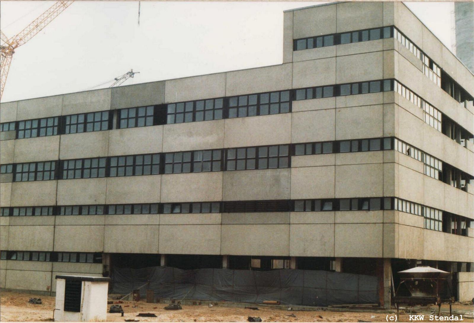  KKW Stendal, Baustelle 1990, SLG Sanitär- und Labor-Gebäude,
 Südwestbereich 